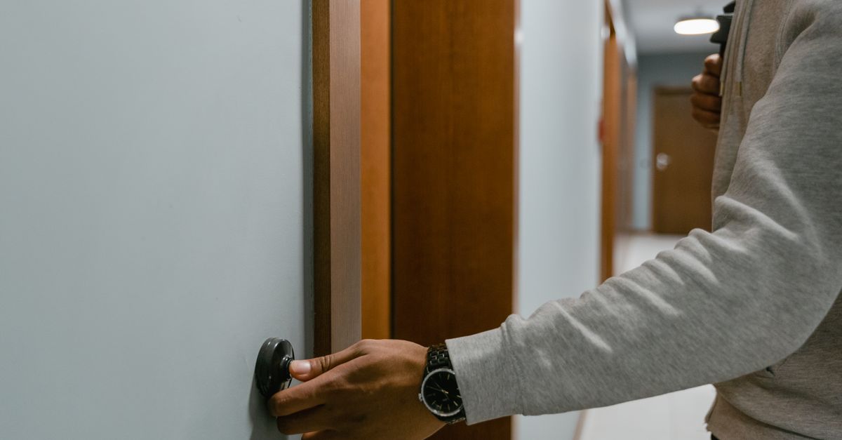 Home Rekeying & Lockout Service — Larchmont Locksmith Westchester