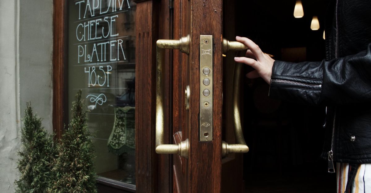 Choosing the Right Deadbolt Installation for Your Door — Larchmont Locksmith Westchester